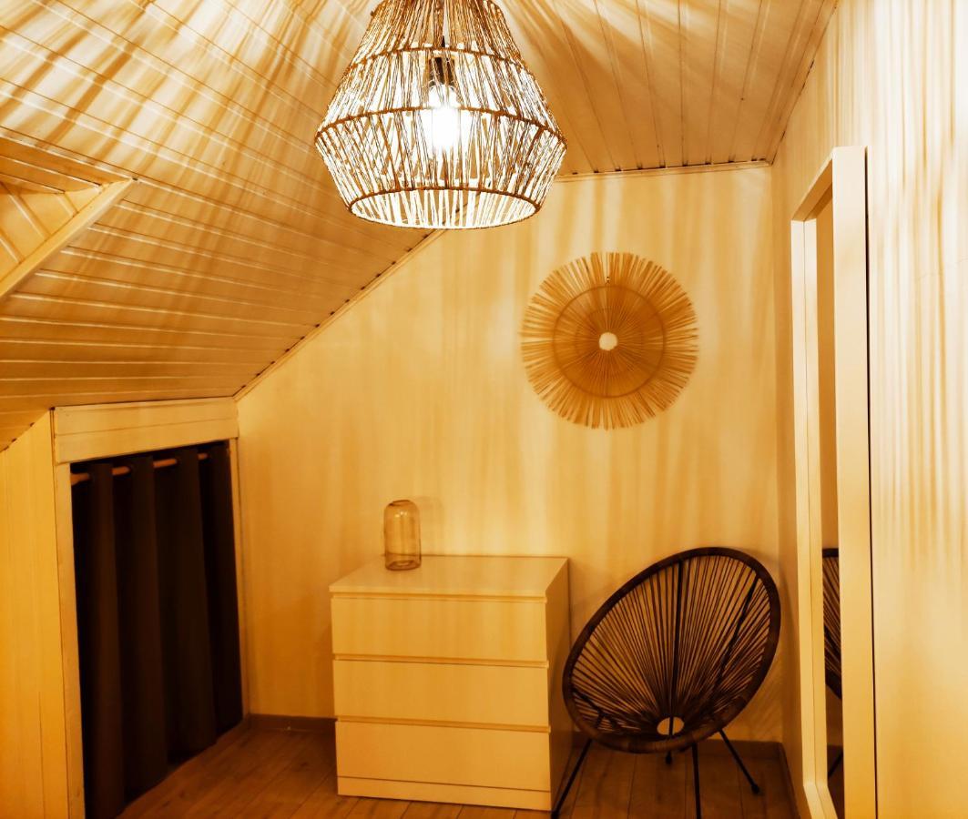 Appartement Chez Oma à Cerfontaine Extérieur photo